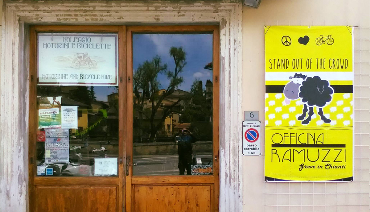 Officina Ramuzzi: Noleggio bici e scooter nel Chianti