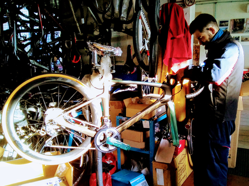 Officina Ramuzzi, bikes and scooter rental in CHianti